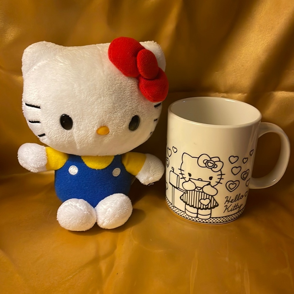 Hello kitty Sanrio stuffed animal & coffee mug lot